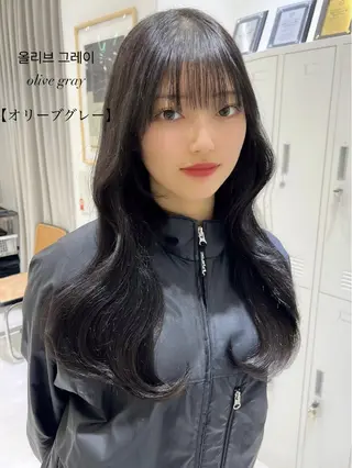 ロング カラー 韓国🇰🇷レイヤー 映える顔周り🩷のヘアスタイル