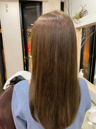 ロング カラー 中野 ゆかのヘアスタイル