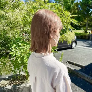 ミディアム カラー 坂柳 朱音のヘアスタイル