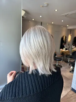 ショート カラー lafith hair dope所属・ハイトーン×髪質改善 KENTAのヘアスタイル