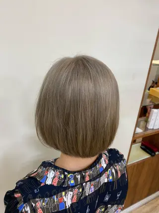 カラー SALOWIN栄 高須大貴のヘアスタイル