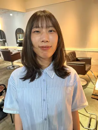 ミディアム カラー FERIA あべの yumeho🍭のヘアスタイル