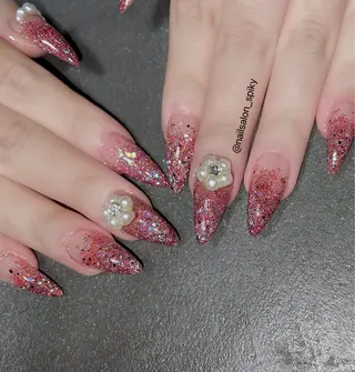 ネイル Spiky とうげ ふうかのネイルデザイン