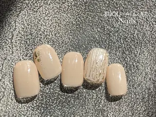 ネイル ビジューバイアクイユ ネイルズ　東中野店のネイルデザイン