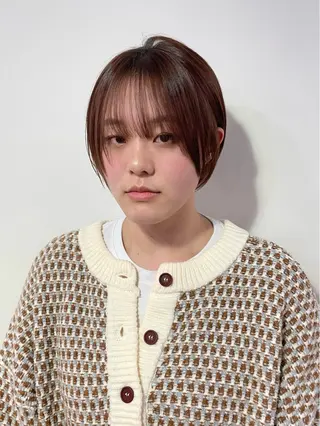 ショート 切りっぱなしボブ/ ブリーチカラー/大塚のヘアスタイル