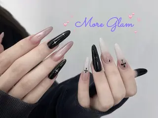 ネイル MoreGlam Nailsのネイルデザイン