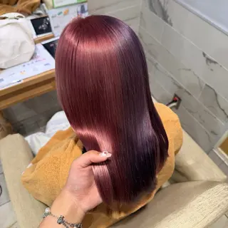 ミディアム カラー 小柳 夏美のヘアスタイル