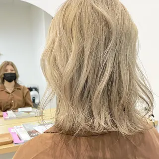 ミディアム カラー 衣笠 雅俊のヘアスタイル