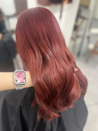 ロング 💞ガーリー/艶カラ 金沢駅 yui 🪄のヘアスタイル