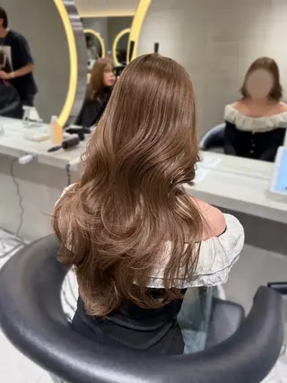 カラー ゆうま/ 抜け感艶カラーのヘアスタイル