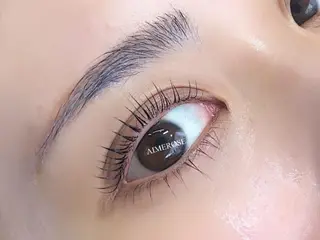 マツエク・マツパ F manaの眉毛・アイブロウイメージ