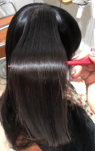 ロング まつげ兼任しもさこ 🌟レイヤー得意のヘアスタイル