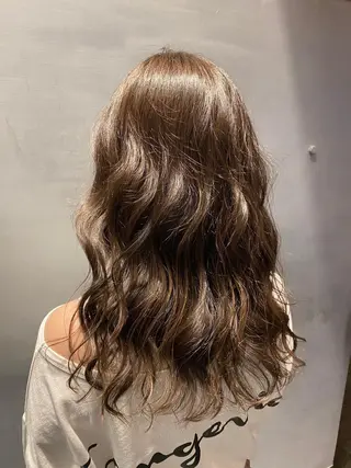 セミロング カラー brace今里店店長 加井直樹のヘアスタイル