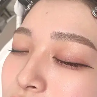 アイブロウ Paulele. 副店長Mizukiのマツエク・マツパデザイン