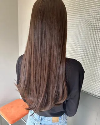 ロング カラー 平尾 樹里のヘアスタイル