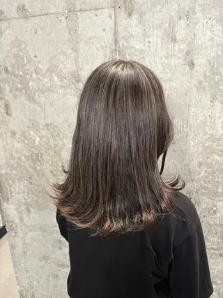 セミロング 宇野愛華∕ パーマスタイルのヘアスタイル