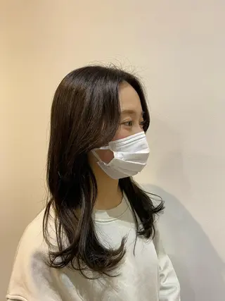 セミロング カラー 大人かわいい×艶髪 🤍塩川のヘアスタイル
