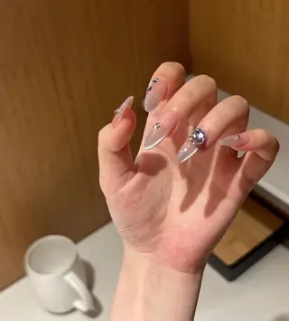 ネイル 高木 維麗絲のネイルデザイン