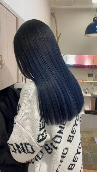 カラー vince gio 彩織のヘアスタイル
