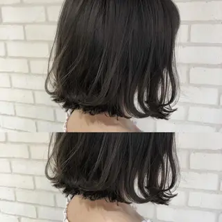 ショート カラー 小島 侑衣のヘアスタイル