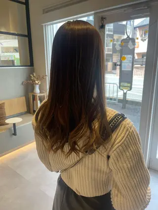 ロング カラー 城間 晴人のヘアスタイル