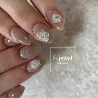 ネイル S. JEWELのネイルデザイン