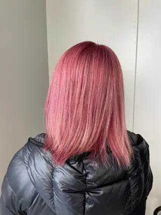 ミディアム カラー 松本 唯のヘアスタイル