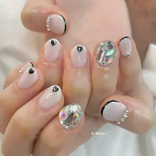 ネイル nail salon e'mu💐のネイルデザイン