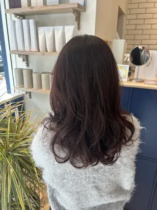セミロング パーマ 鈴村 大介のヘアスタイル