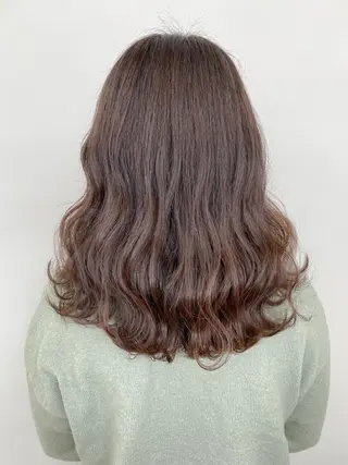 セミロング カラー 【透明感、艶髪】西村 有司のヘアスタイル