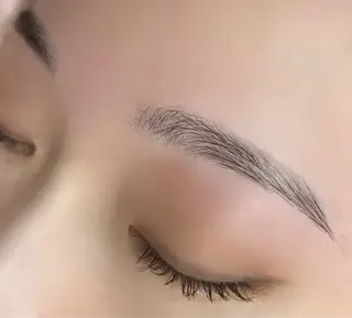 アイブロウ Dia Lily.栄 sonokaのマツエク・マツパデザイン