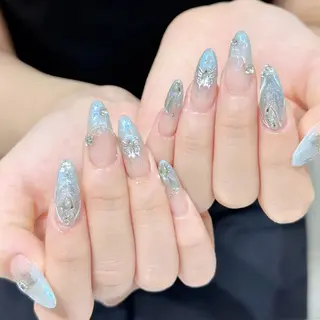 ネイル Queens ゲンのネイルデザイン