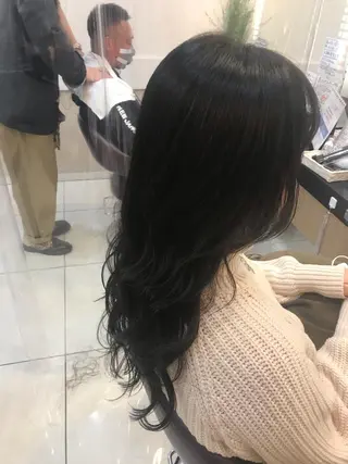 ロング パーマ yukari 艶髪ヘアのヘアスタイル