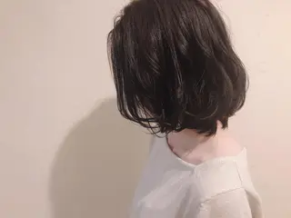 ミディアム 伊藤 さやかのヘアスタイル