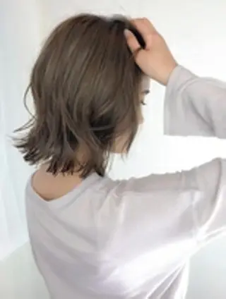 ミディアム カラー ヘアアレンジ 冨岡 千尋のヘアスタイル