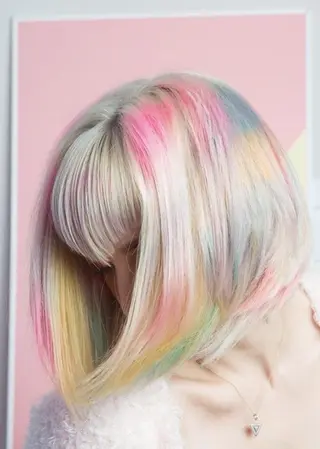 セミロング 逗子葉山 ナオイカイラのヘアスタイル