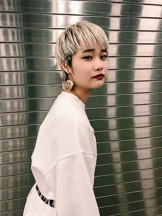 ショート レイヤーカット/ パーマ/鎌田実奈歩のヘアスタイル