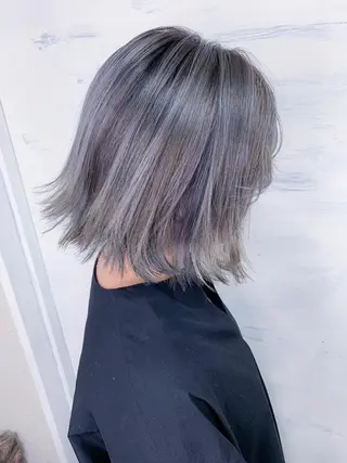 ショート カラー BOX mico.のヘアスタイル