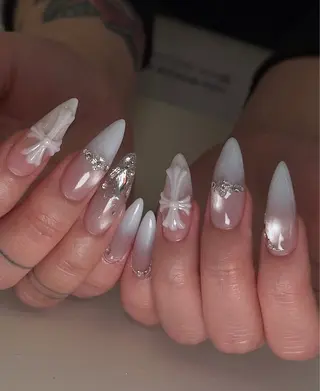 ネイル Lyna 池袋のネイルデザイン