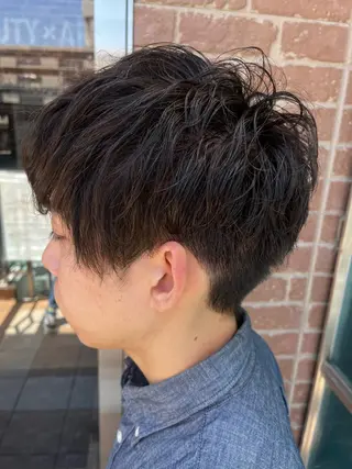 ミディアム カラー パーマ ヘアアレンジ メンズ キッズ ネイル マツエク・マツパ アイブロウ 久木原 ゆりのヘアスタイル