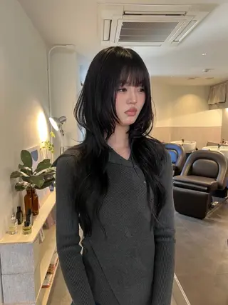 ロング カラー MARU パーマ/レイヤーのヘアスタイル