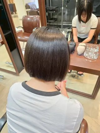 ミディアム 茶谷 沙穂のヘアスタイル