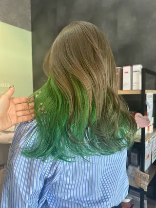 セミロング 坂庭 美夢のヘアスタイル