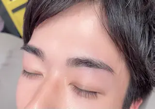 アイブロウ rukuku🌼Ui まつパ/眉毛Waxのマツエク・マツパデザイン