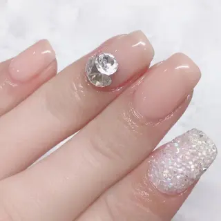 ネイル カルフール リル MOEのネイルデザイン