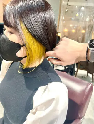 ミディアム カラー 🌈インナーカラー ‘ショウマ’🌈のヘアスタイル