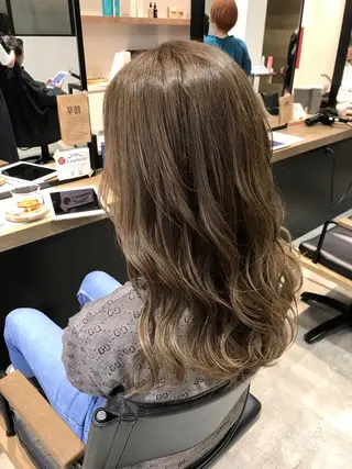 セミロング カラー ヘアアレンジ 似合わせレイヤー/ 美髪縮毛矯正/ミナエのヘアスタイル