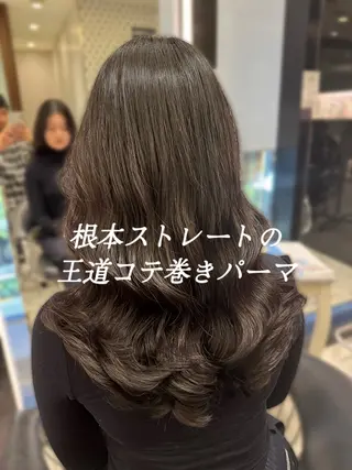 ロング パーマ コテ巻きパーマ 藤野佑成のヘアスタイル