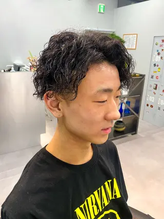 ショート パーマ ヘアアレンジ メンズ フェードモデル限定 🔥高円寺Maiのヘアスタイル