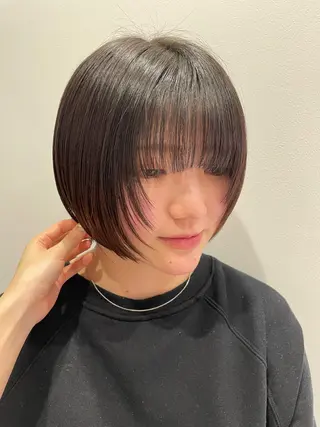 ショート SAYAKA 🍒／ボブ／暖色のヘアスタイル